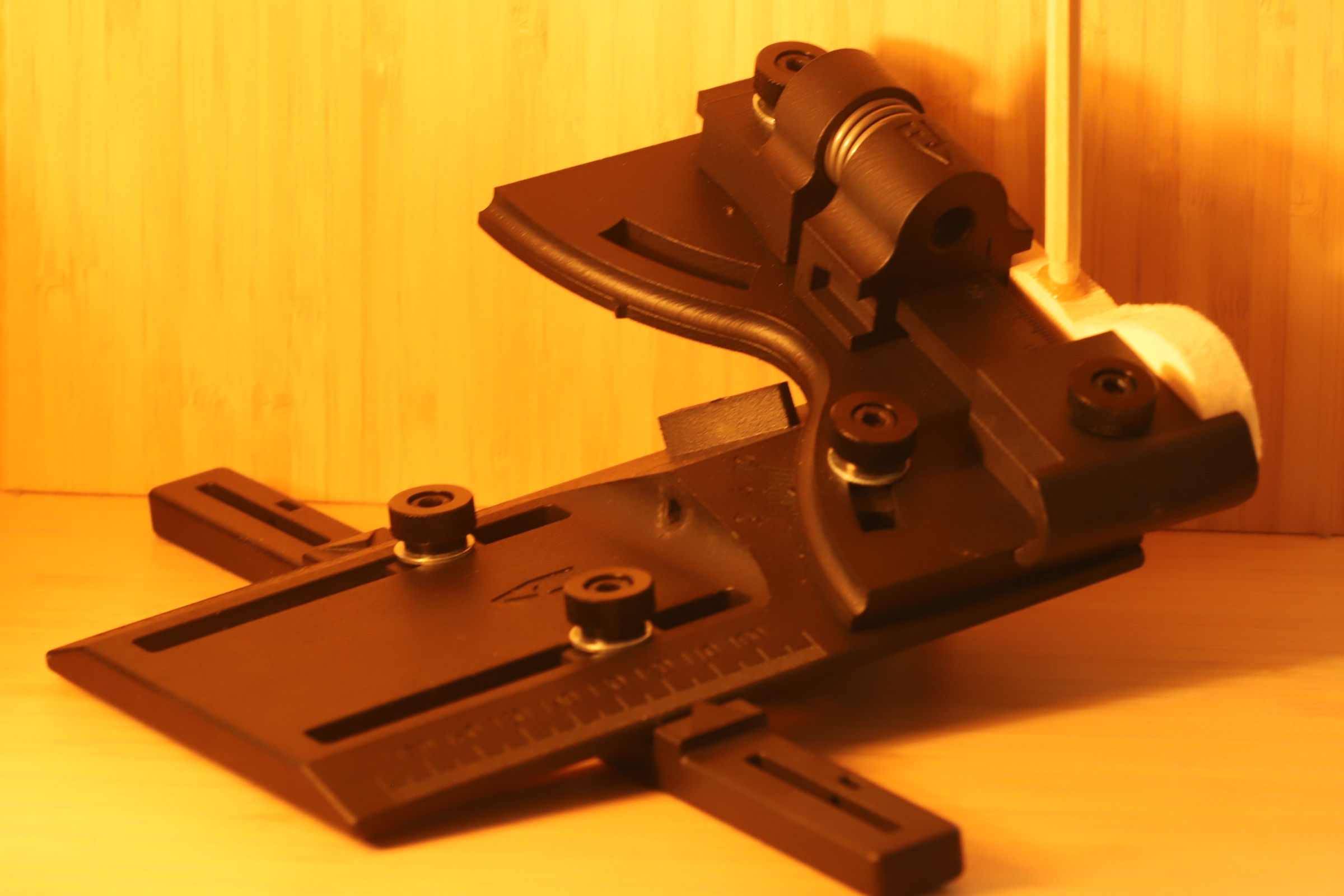 FJV Hammer Tapering Jig - With or without shanks