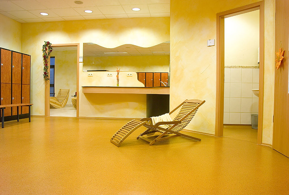 Esplora il pavimento in resina ideale per esterni: durevole, resistente e personalizzabile. Scopri i nostri pavimenti in resina per un'estetica senza tempo.