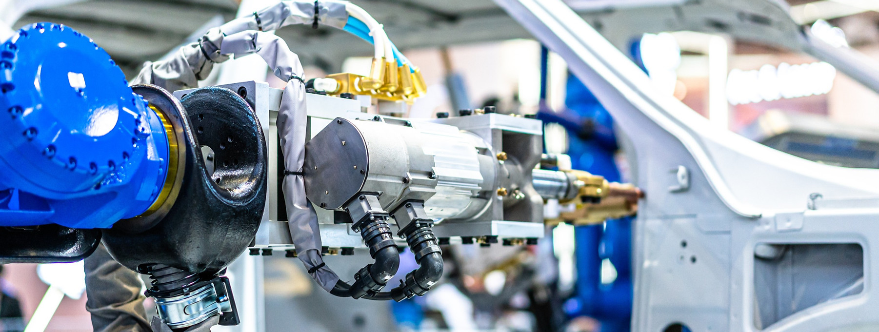 Machine Arm Assembling Car_edited.jpg