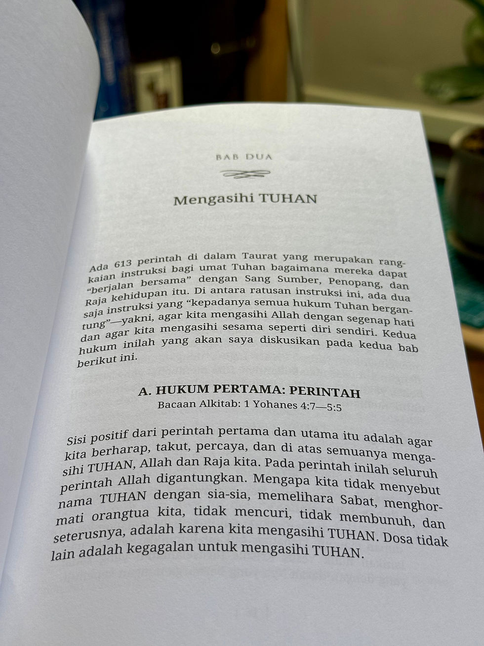 Thumbnail: 8 Meditasi tentang Manusia
