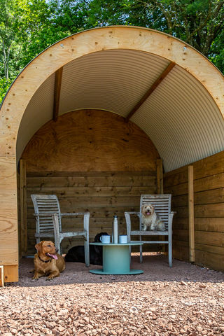 Bampton Bark Park Shelter