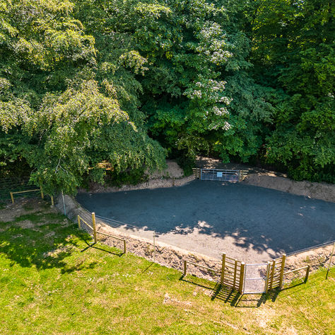 Bampton Bark Park Carpark