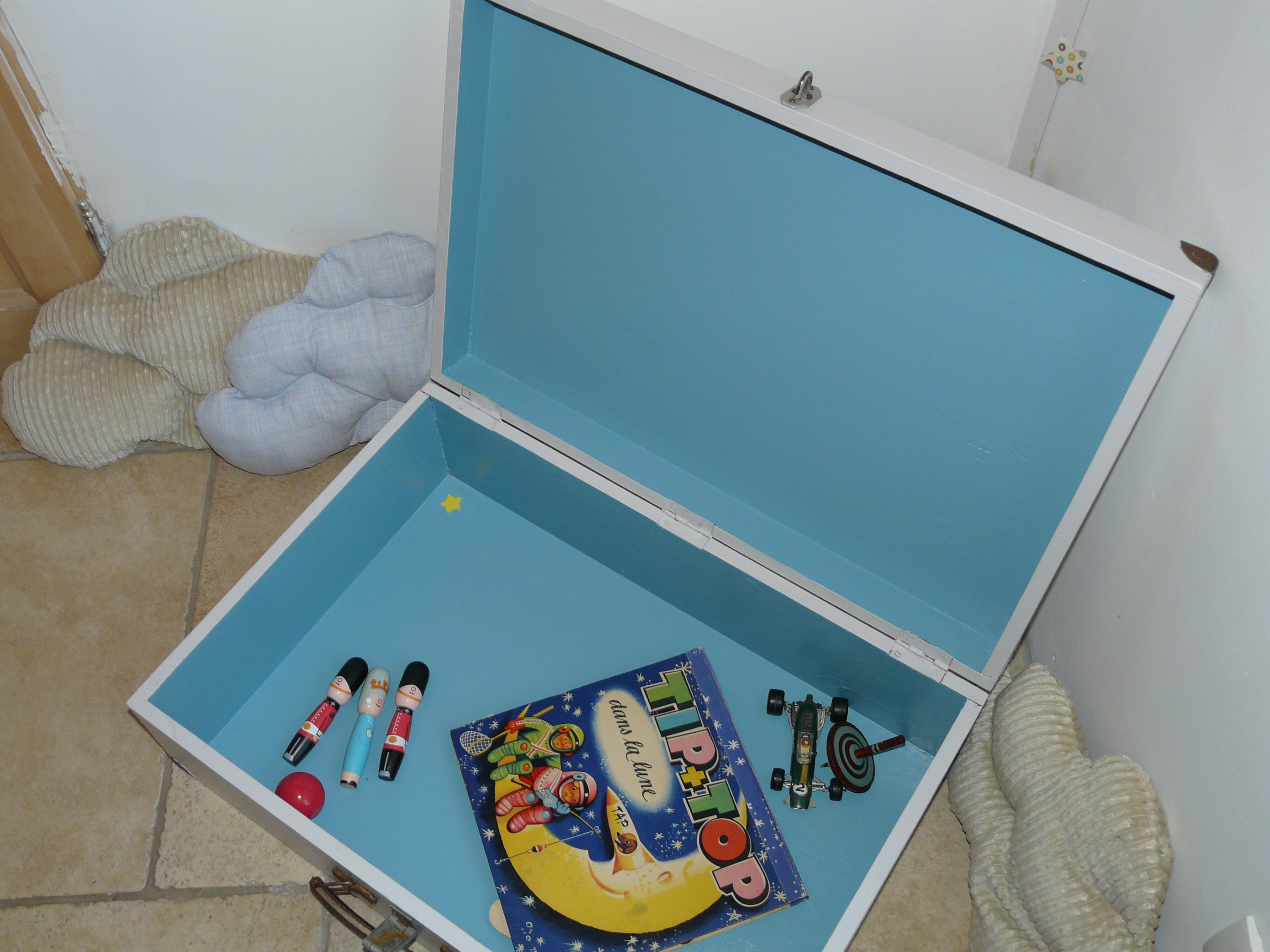 valise en bois