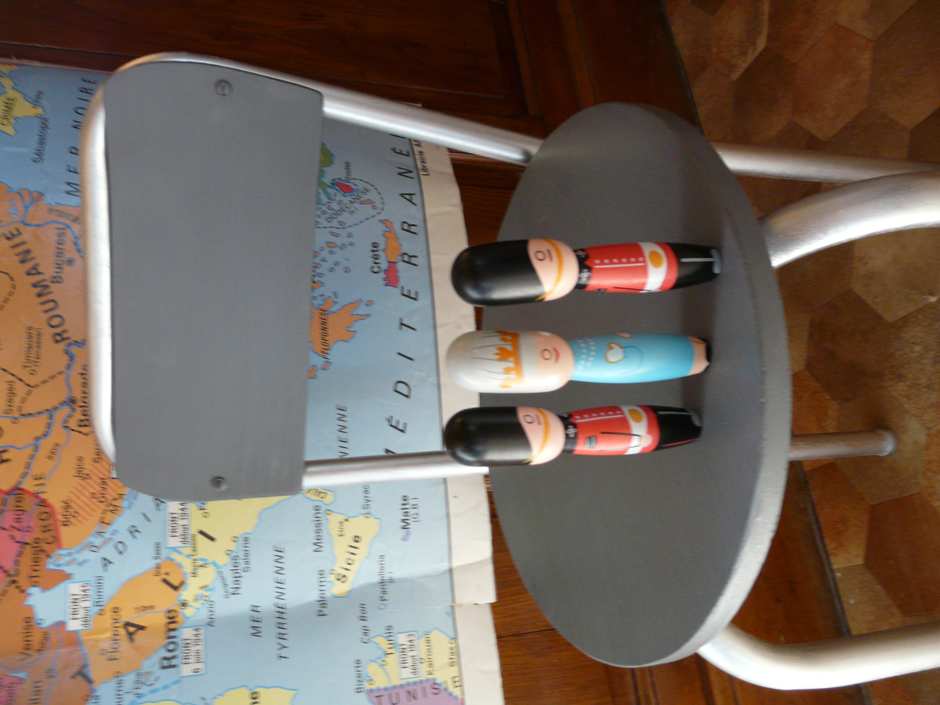 détail de la chaise pour enfant