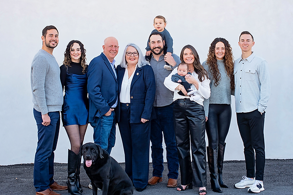 2024KTNewFamilyPicWeb.png