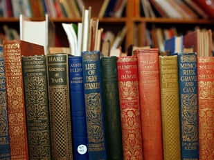 2017-kii iyo buugtii aanu akhrinnay (2-2)