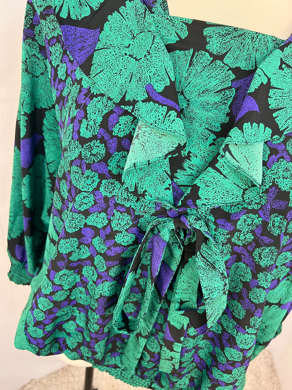 Thumbnail: 1980s Floral Ruffle Blouse, 3XL