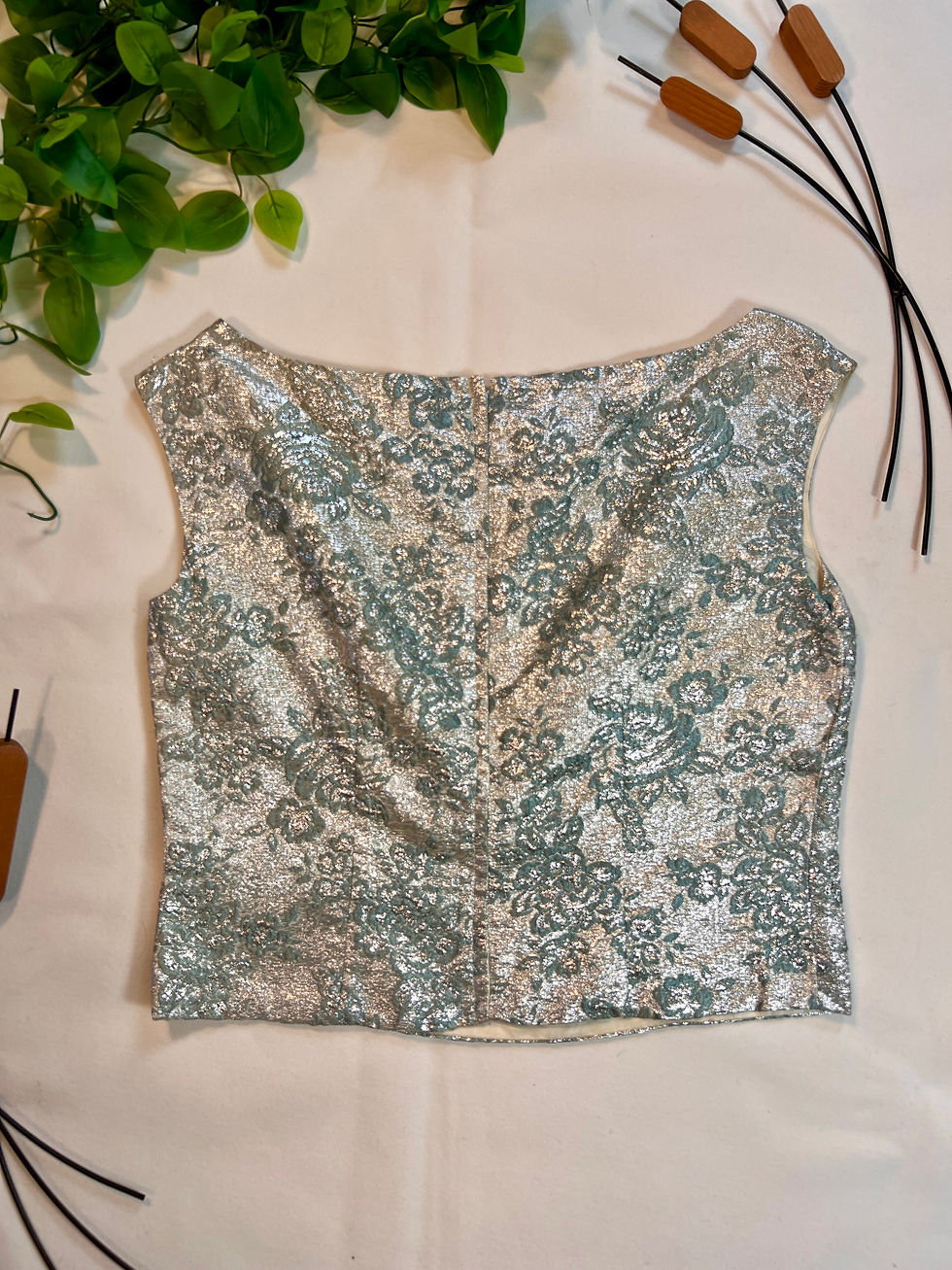 Thumbnail: Metallic Silver and Blue Sleeveless Shell Top, Large/XL