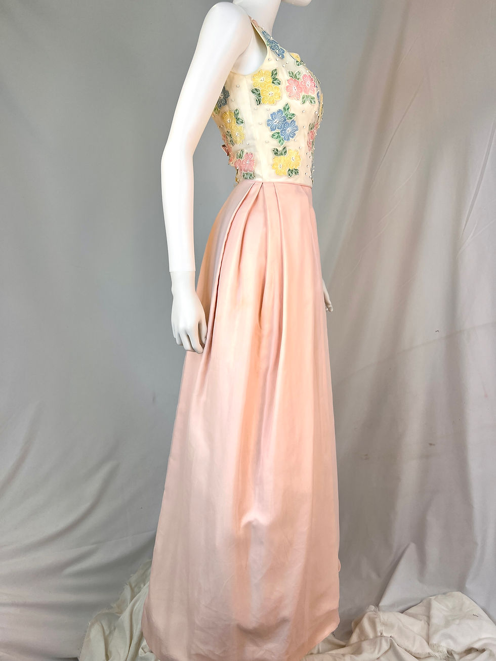 Thumbnail: 1960s Flower Applique Maxi Dress, XS