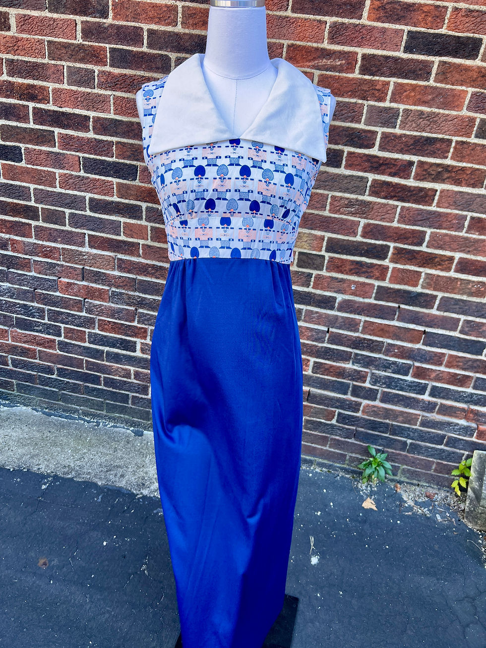 Thumbnail: 1970s Novelty Print Maxi Dress, Medium