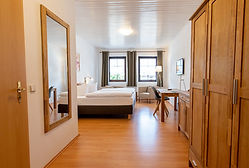 doppelzimmer_2018.jpg