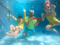 Why is summer the right time for your children to learn how to swim? 