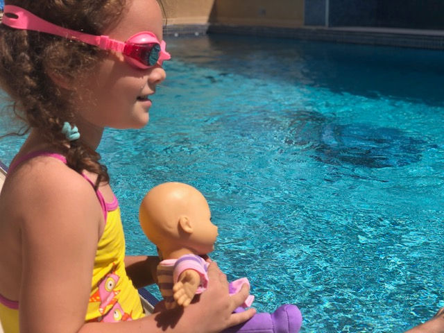 A mum who has overcome her fear of water thanks to baby swim lessons