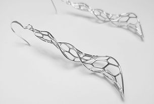 Spiral earring Mark Beccaloni