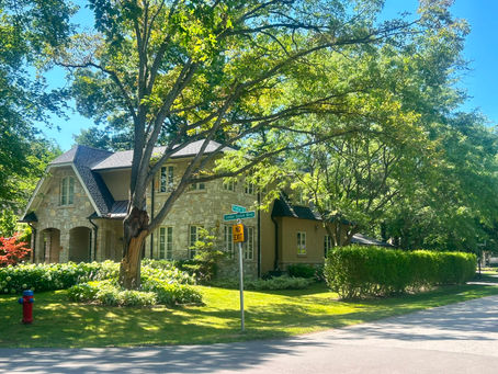 A Morning Walk Through Morrison and Chartwell, Oakville