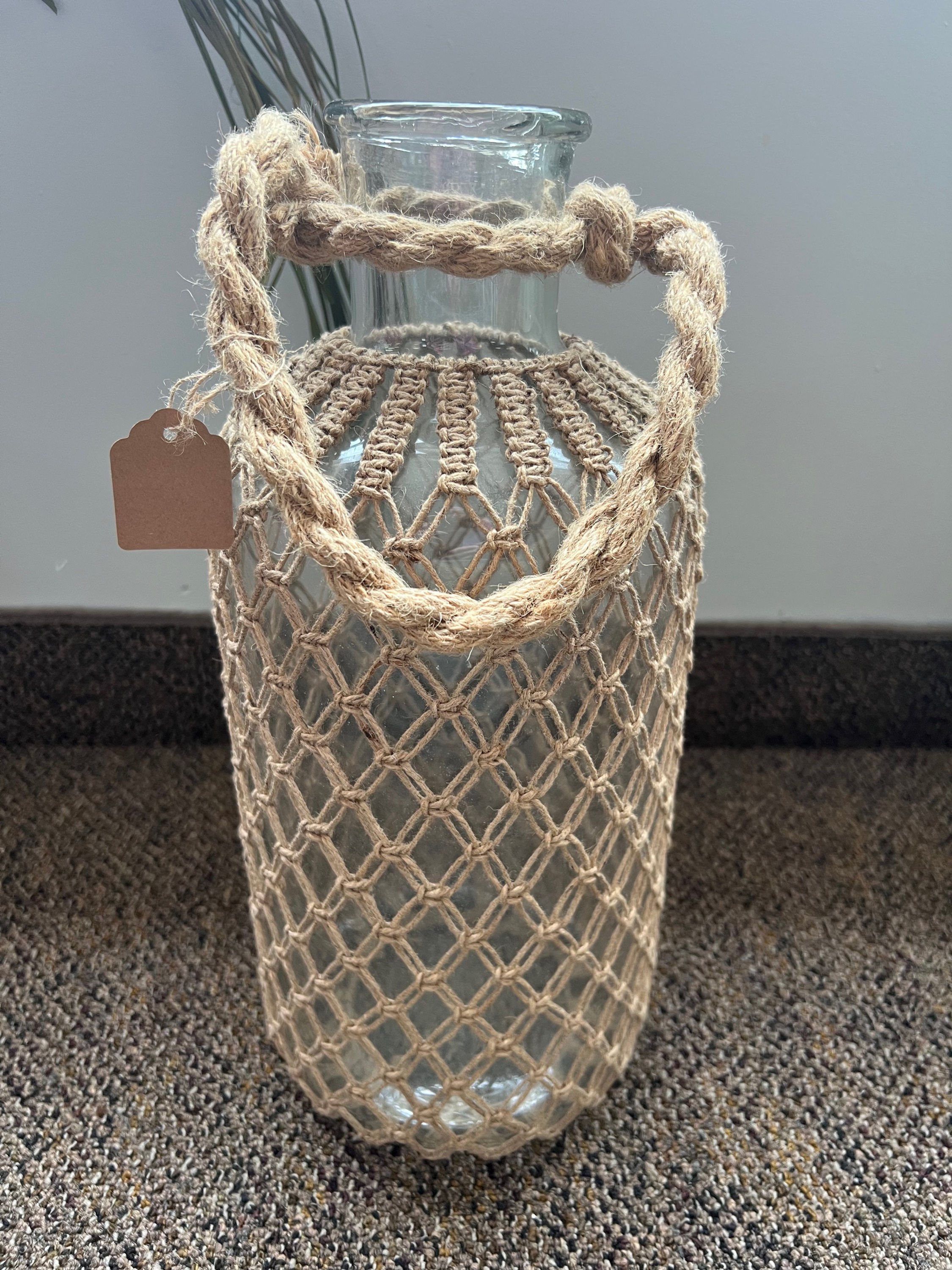 bottle with jute wrap, medium