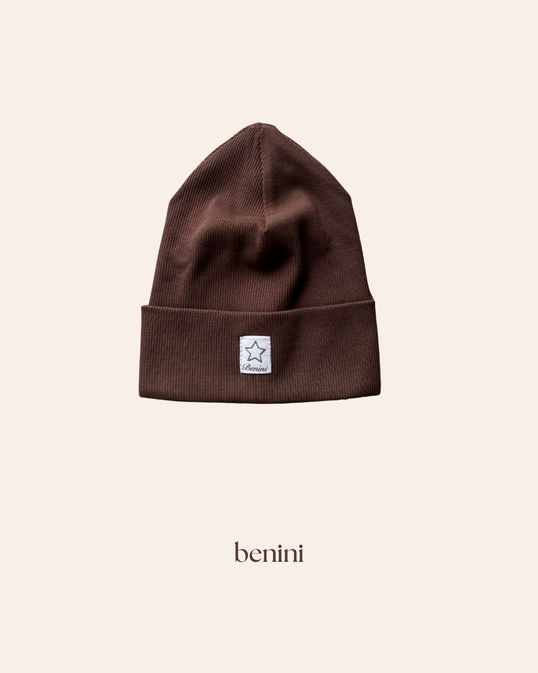 Czapka beanie z dzianiny prążkowanej