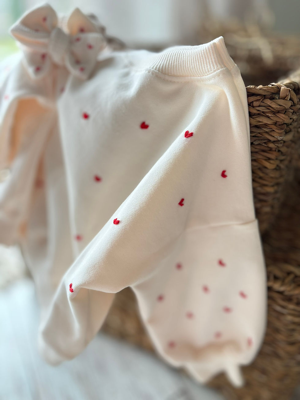 Miniatura: Bluza oversized Hearts Embroidered ♥️