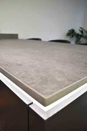 Dekton.JPG