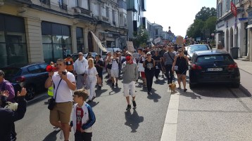 les-manifestants-defilent-aux-cris-de-quot-resistance-quot-et-quot-ne-nous-regardez-pas-rejoignez-nous-quot-quot-le-pass-sanitaire-on-n-en-veut-pas-quot-scande-la-foule-photo-progres-frederic-boudouresque-1630155917