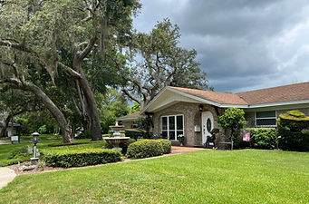 950 LONGHAVEN DR - FRONT .jpeg
