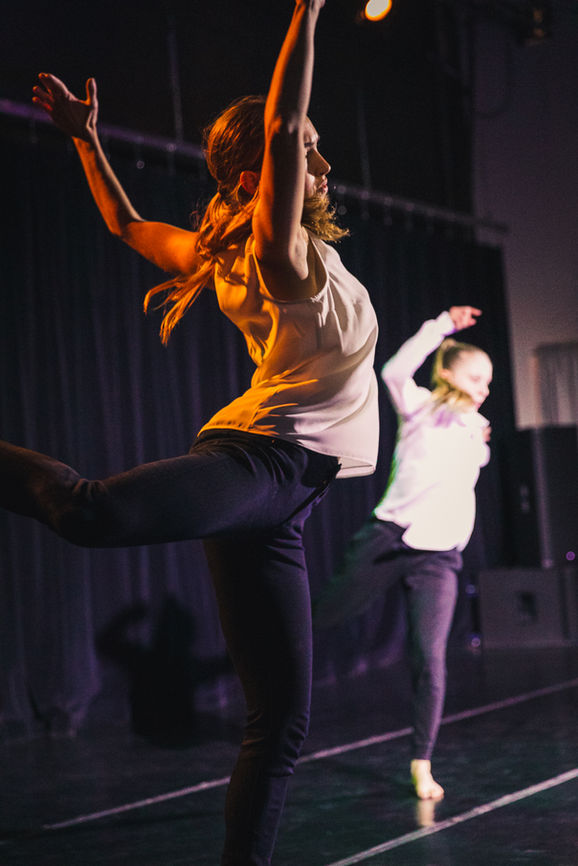IntheNameOff_femdanceco_KeithFearnowPhoto3.JPG