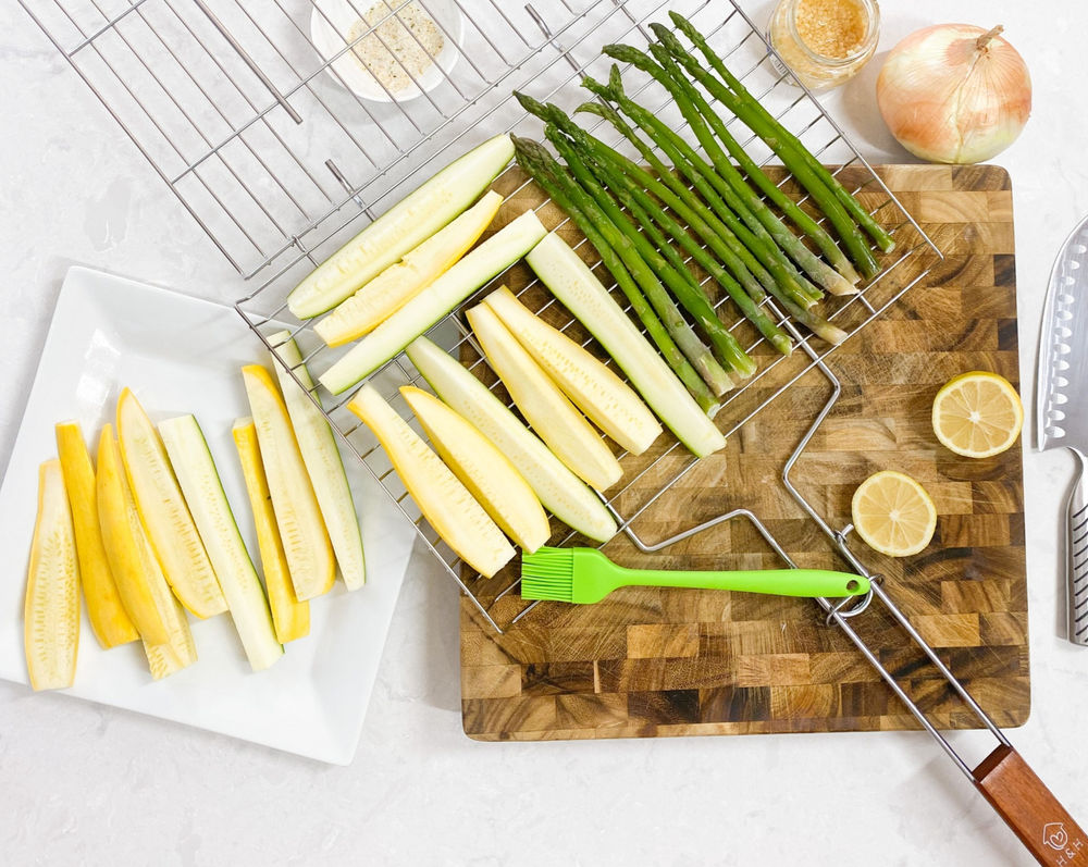 how-to-clean-those-stubborn-burn-marks-off-of-stainless-steel