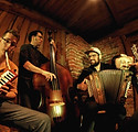 dieniachtn-1.jpg