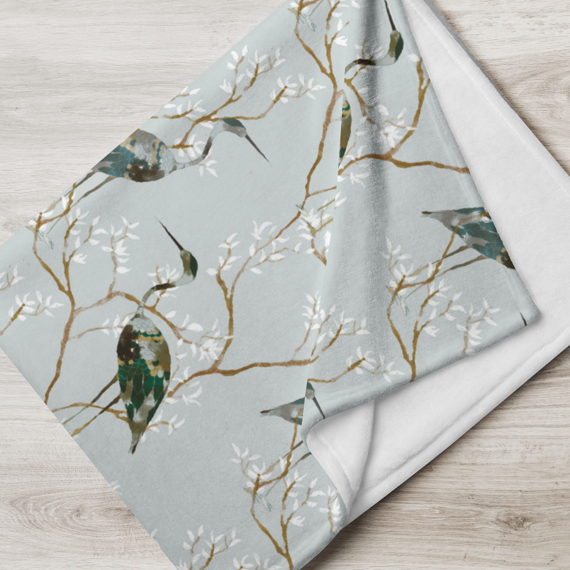 Elegant Heron Soft Throw Blanket