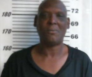 Picayune Police stop 18 wheeler on I-59 after dangerous pursuit