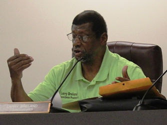 Council meeting turns tense when two members voice their opinion with a 'no' vote