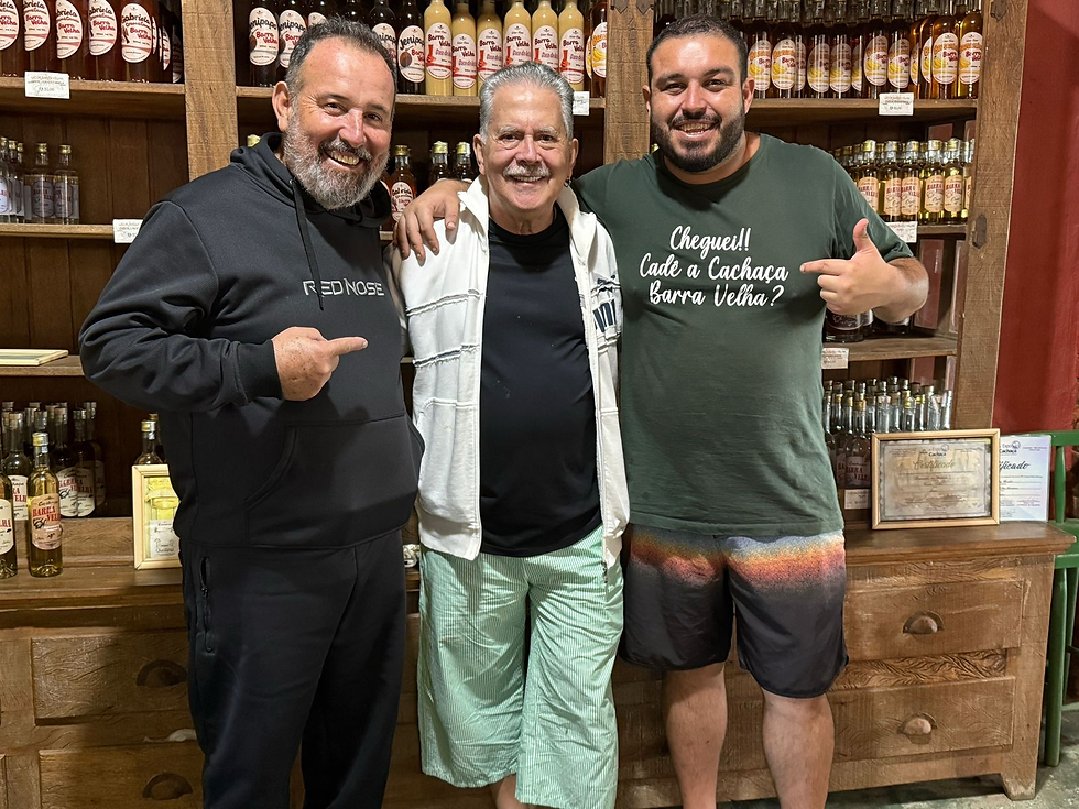 Carlos Lyra com seus Sócios