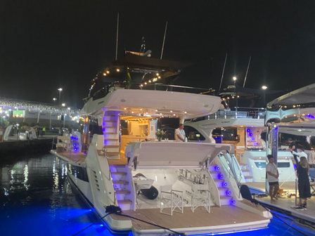 Primeiro dia de Rio Boat Show . Airbnb ao Mare.