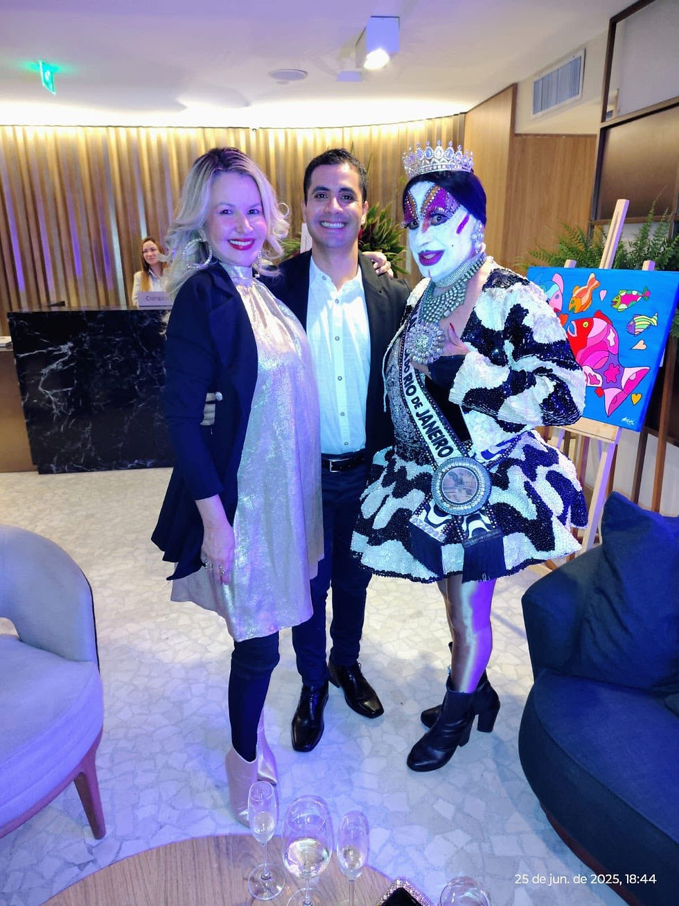Viviane Fernandes , Matheus Oliveira e Isabelita dos Patins