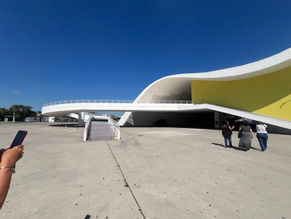 Caminho Niemeyer - por Dorys Daher