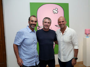 Galeria Movimento recebe Lançamento Mundial de Série Famosa.