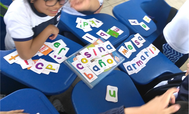 NIÑOS_JUGANDO.png