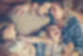 iStock-1042467516-familie-hygge.jpg