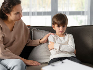 Meu filho mudou… mas eu não sei se é fase ou sinal de alerta