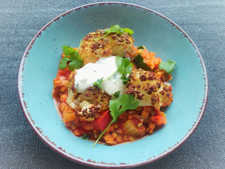 Dahl z soczewicą i pieczonym kalafiorem