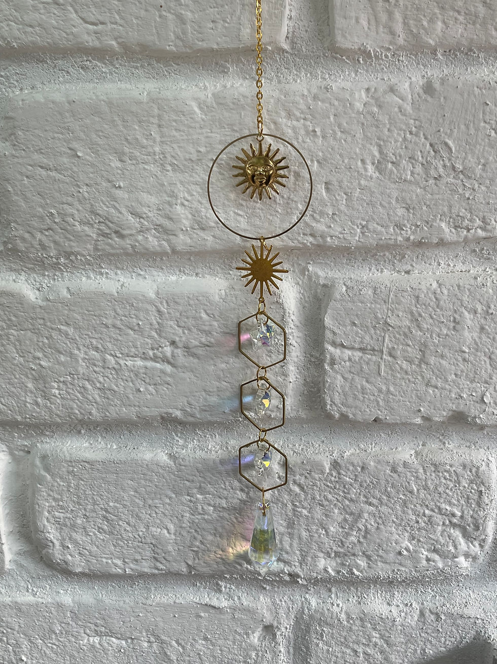 Boutique-Attrape soleil Les énergies d'Amaria- Emilie DELEAU magnétiseuse- Bourgbarré-Rennes-Bretagne-35