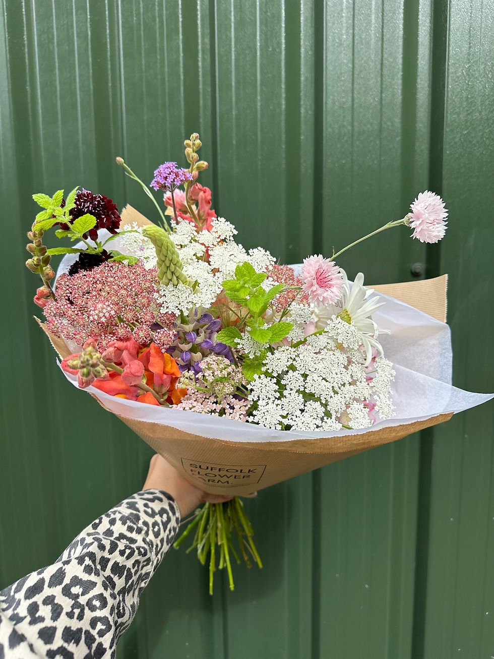 Thumbnail: Seasonal Hand Tied Bouquet