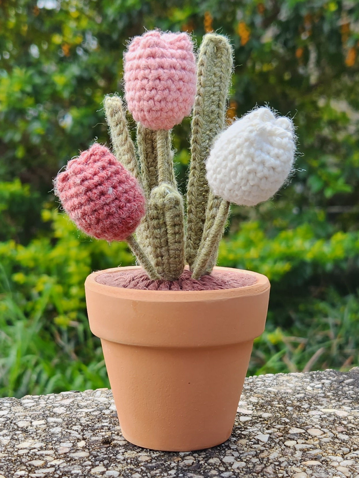 Crochet Tulips Pot