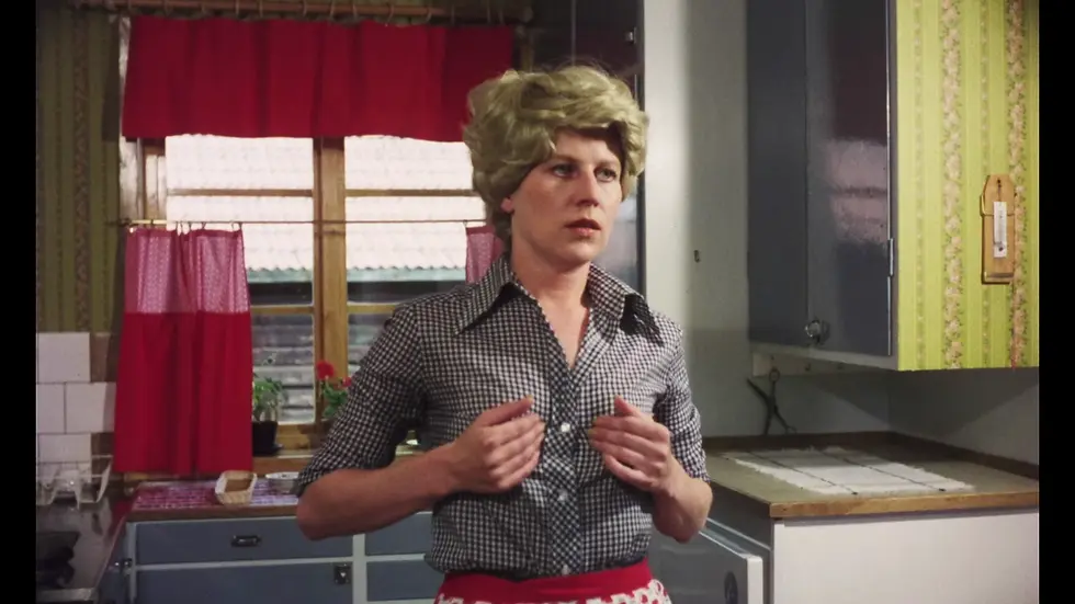 Thumbnail: Screen grab 3 of Come Blow the Horn! [Blu-ray] | peakbooks.shop