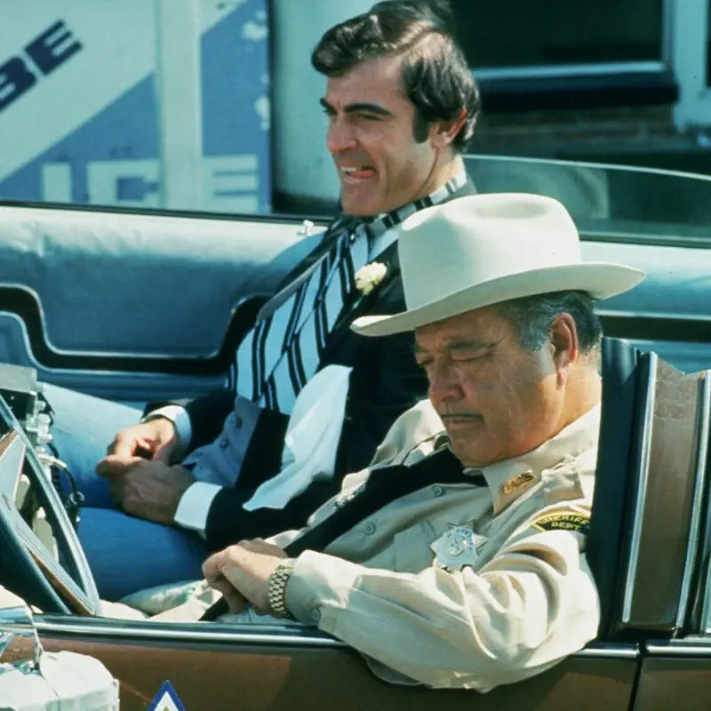 Thumbnail: Screen grab 2 of Smokey and the Bandit Collection Limited Edition Lenticular Hardcase [Blu-ray] | peakbooks.shop