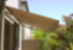 Toldo_retractil_para_exteriores