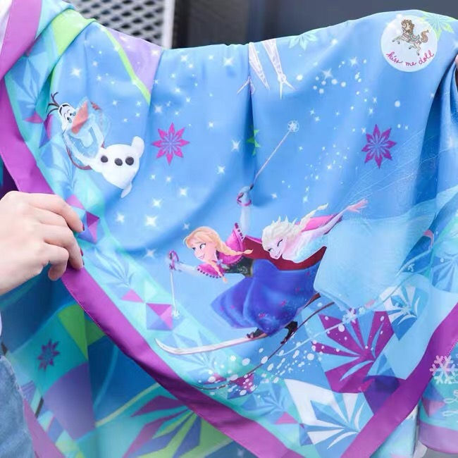 縮圖：Thailand designed Disney Frozen scarf