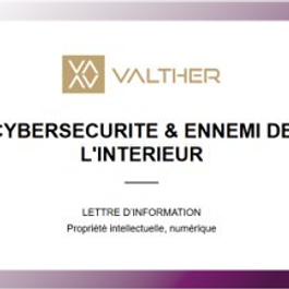 L’infraction de maintien frauduleux dans un système de traitement automatisé des données peut être commise par l’administrateur de ce système, alors qu’il dispose, de par ses fonctions, d’un accès général audit système, dès lors qu’il utilise cet accès à des fins étrangères à ses fonctions (Crim.,2 septembre 2025, n024-83.605). En matière de cybersécurité, la menace ne vient pas toujours de l’extérieur : victime peut-être d’un sentiment d’impunité, il arrive que l’administrateur du système d’information viole les règles dont il est pourtant le garant. Le droit pénal permet de sanctionner son comportement, notamment via les infractions sanctionnant les diverses atteintes à un système de traitement automatisé de données (dits « STAD »), prévues et réprimées par les articles 323-1 et suivants du Code pénal. Encore faut-il, pour cela, caractériser l’élément matériel et l’élément moral de l’infraction, ce qui ne va pas de soi lorsque le prévenu, à raison de ses fonctions, dispose d’un accès général au système d’information en cause, lui permettant, en l’occurrence, d’accéder à l’ensemble des messages échangés par le personnel de l’entreprise, y compris son dirigeant, et de les consulter. Dans l’affaire rapportée, il était établi que l’administrateur du système avait consulté les messages échangés par le dirigeant avec des tiers dans sa boîte d’archives, à l’insu de ce dernier et en ayant conscience de l’illégalité de son comportement ; il les avait en outre transférés, de manière dissimulée, vers sa messagerie privée, la veille de sa mise à pied. La Chambre criminelle approuve les juges d’appel d’avoir jugé l’administrateur système coupable de l’infraction de maintien frauduleux dans un système de traitement automatisé de données, malgré le droit général d’accès dont il disposait, dès lors qu’il a agi « à des fins étrangères à sa mission et l’insu » des émetteurs et destinataires des messages. La solution est justifiée : il est légitime que l’administrateur d’un système ’information, qui dispose en général de tout pouvoir sur celui-ci, ne puisse s’en servir à d’autres fins que celles d’assurer son bon fonctionnement et sa sécurité ; a fortiori ne doit-il pas s’en servir au détriment de cette dernière. Comme le dit l’adage, à grand pouvoir, grande responsabilité.