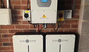 Sun Sync Battery and inverter on a solar system