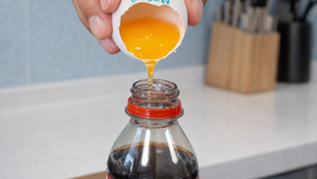 El truco del refresco y los huevos que está dividiendo opiniones en casa